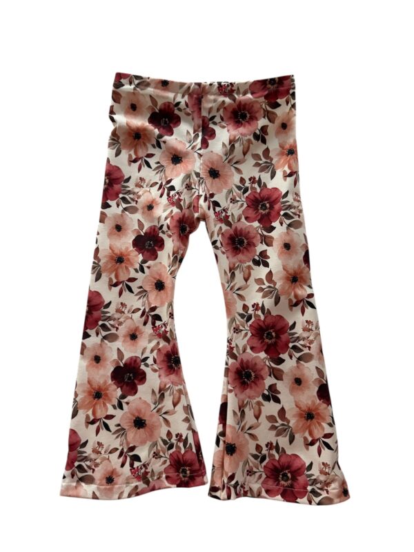 Flare bloem bordeaux